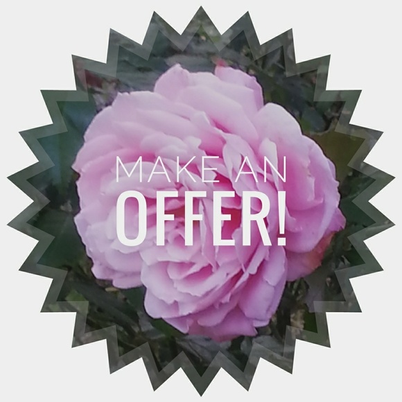 Meet your Posher, Katie - Picture 2 of 2